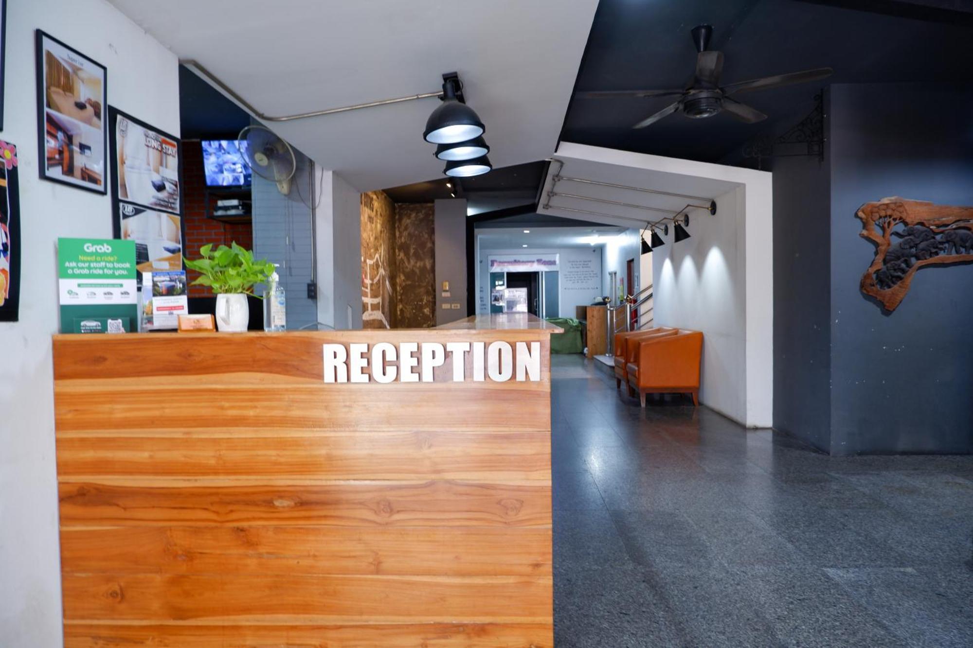 18 Coins Budget Hotel Pattaya Exterior foto